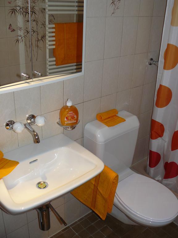Apartment Lindi Lütschenthal Rom bilde