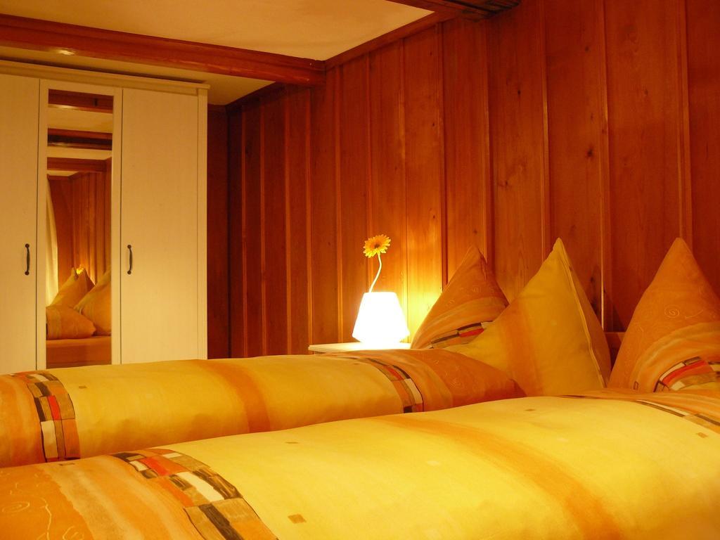 Apartment Lindi Lütschenthal Rom bilde